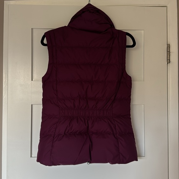 Nike Vest - Picture 4 of 4
